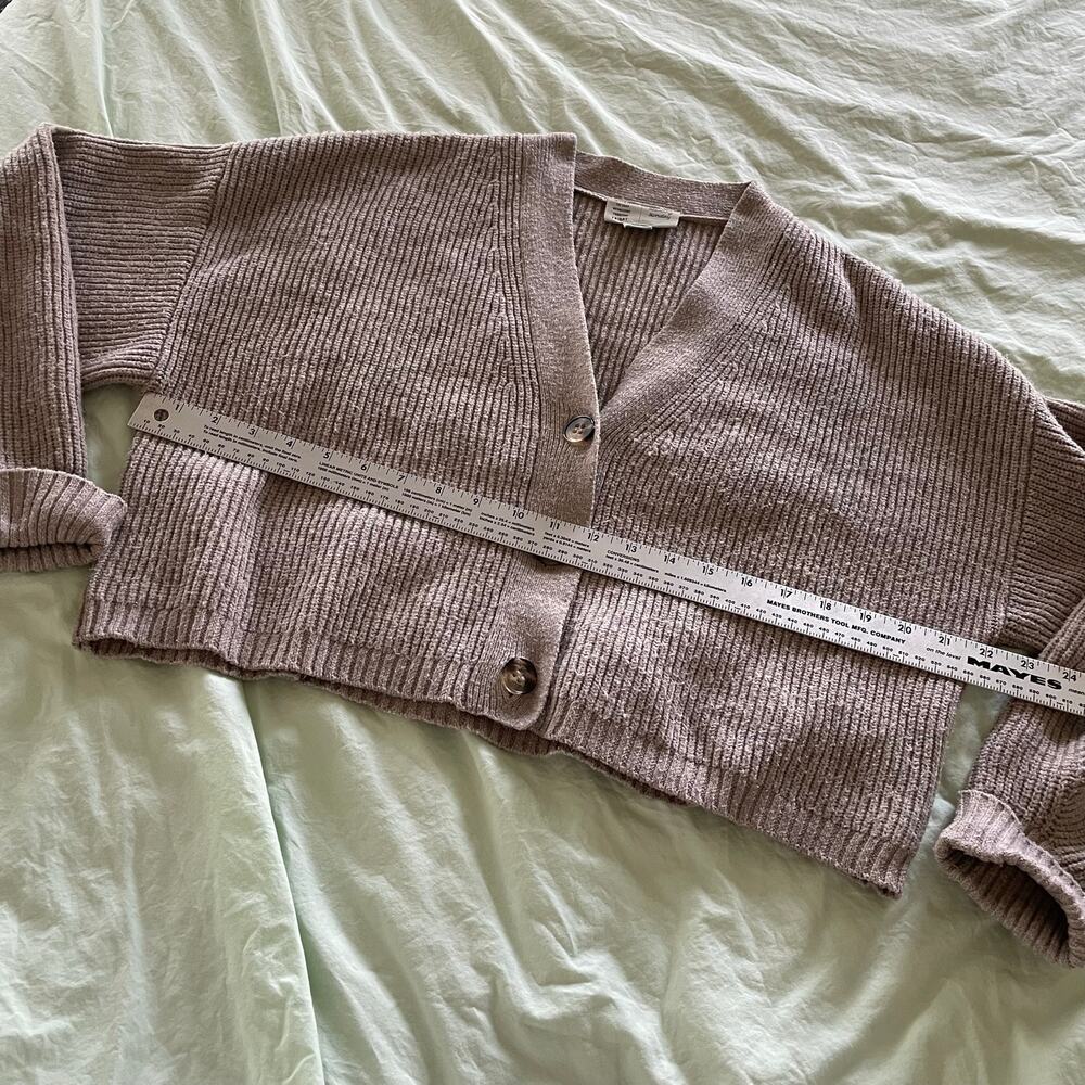 Saturday Sunday Anthropologie Cardigan Sweater V-neck cropped tan sz LP - Picture 9 of 9